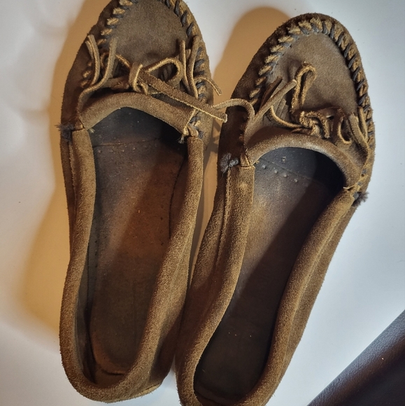 Minnetonka moccasins - Picture 7 of 7